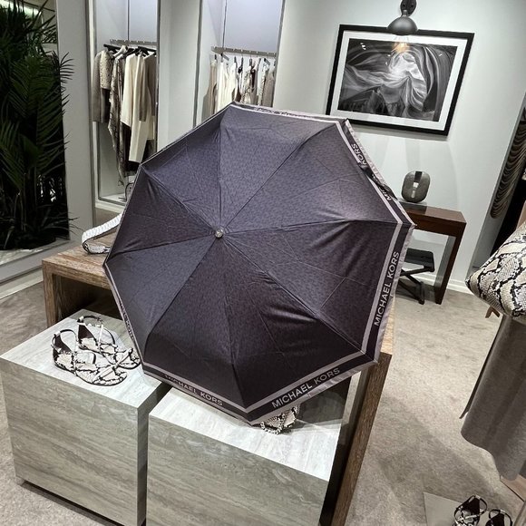 Michael Kors Signature Umbrella 35F3STFN4B BLACK - Picture 1 of 9